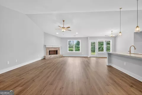 Living - 435 Watson Rd, Winder, GA 30680 photo 1 of 5