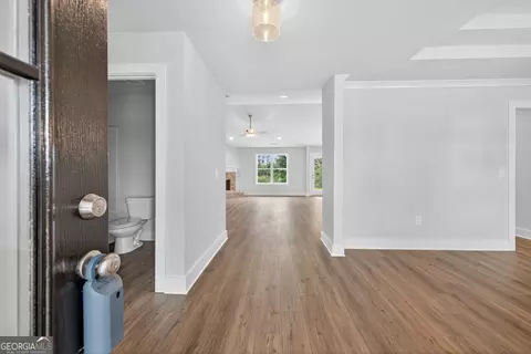 Entry Way - 435 Watson Rd, Winder, GA 30680 photo 1 of 8