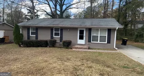 17 Westgate Park Dr, Newnan, GA 30263