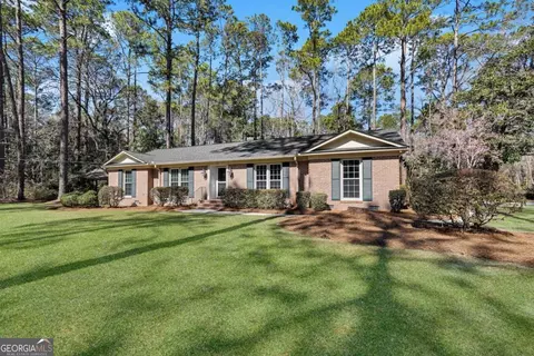 111 Dumbarton Dr, Statesboro, GA 30458