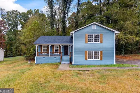5211 Beechwood Forest Dr, Lithonia, GA 30038