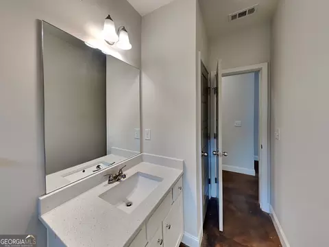 Bath - 1781 Cobblefield Cir, Dacula, GA 30019 photo 5 of 8
