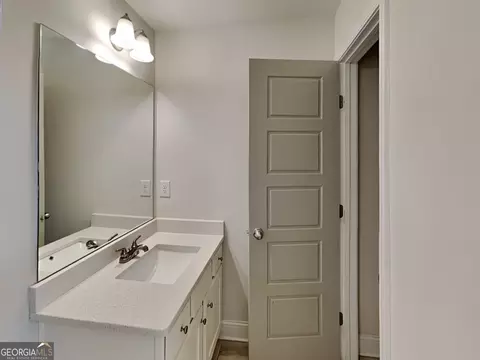 Bath - 1781 Cobblefield Cir, Dacula, GA 30019 photo 7 of 8