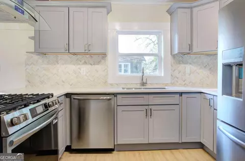 Kitchen - 415 E 10th St, Rome, GA 30161 photo 1 of 4