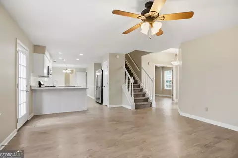 4220 E Meadow Dr, Duluth, GA 30096 photo 5