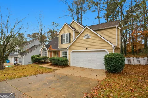 4220 E Meadow Dr, Duluth, GA 30096 photo 2