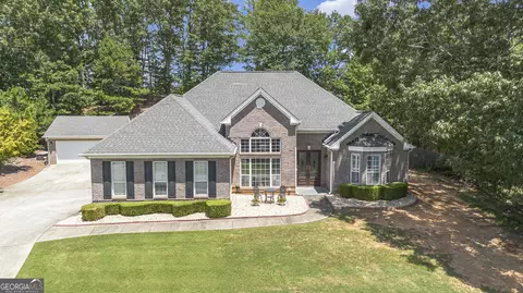 606 Gold Crest Dr, Braselton, GA 30517