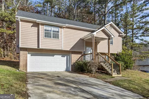 2102 Sandtree Ct SW, Atlanta, GA 30331