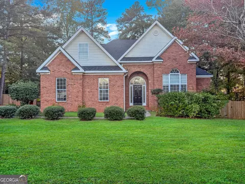 205 Ashbrooke Ct, Macon, GA 31210