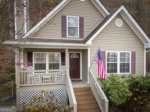 501 Chalet Dr, Sautee Nacoochee, GA 30571
