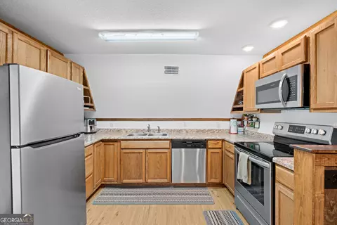 Kitchen - 554 Mariners Way, Garnett, SC 29922 photo 1 of 3