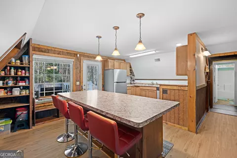Kitchen - 554 Mariners Way, Garnett, SC 29922 photo 2 of 3