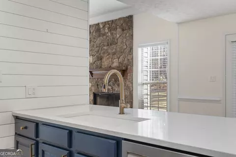 Kitchen - 118 Woodstream Trl, Lagrange, GA 30240 photo 3 of 4