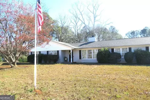 4880 Pea Ridge Rd, Cornelia, GA 30531