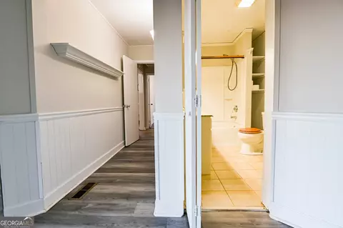 Entry Way - 458 Haley Rd, Jackson, GA 30233 photo 4 of 4