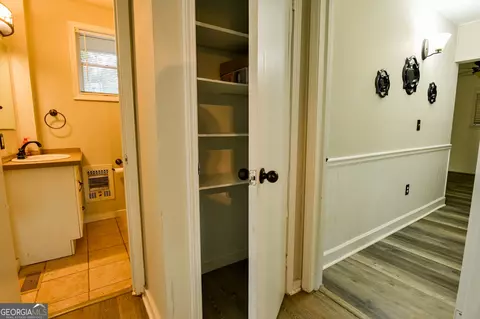 Entry Way - 458 Haley Rd, Jackson, GA 30233 photo 1 of 4