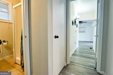 Entry Way - 458 Haley Rd, Jackson, GA 30233 photo 2 of 4