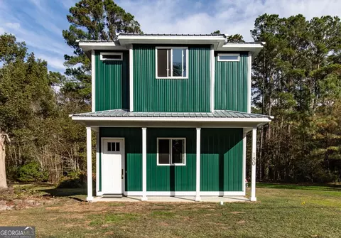 180 NE Main North St, Ludowici, GA 31316
