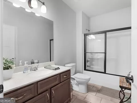 Bath - 401 Mountain Dr, Monroe, GA 30655 photo 1 of 5