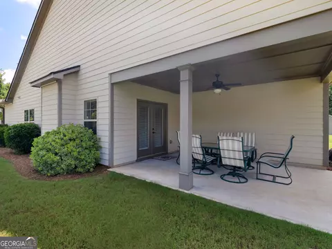 Exterior - 401 Mountain Dr, Monroe, GA 30655 photo 4 of 4