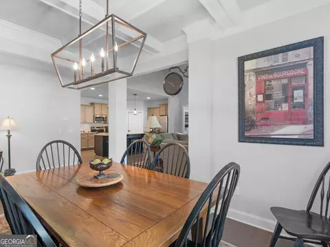 Dining - 401 Mountain Dr, Monroe, GA 30655 photo 2 of 4