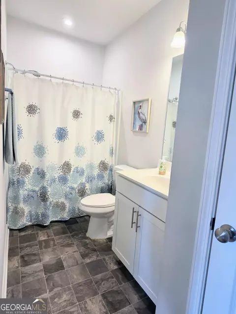 Bath - 3042 Lowell Rd, Bethlehem, GA 30620 photo 1 of 4