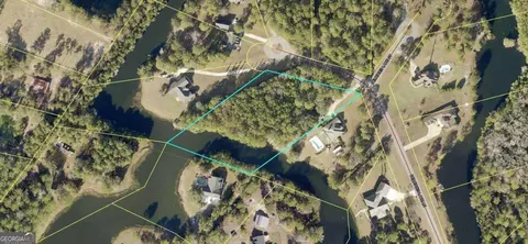 187 Demeries Lake Ln, Richmond Hill, GA 31324
