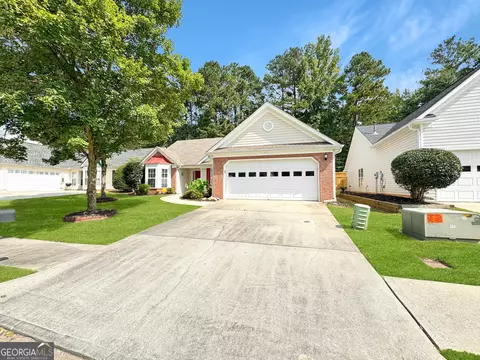 137 Alessie Dr, Newnan, GA 30263