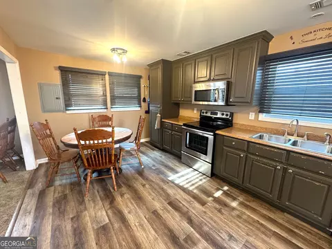 Kitchen - 5609 Oconee St, Lula, GA 30554 photo 3 of 4