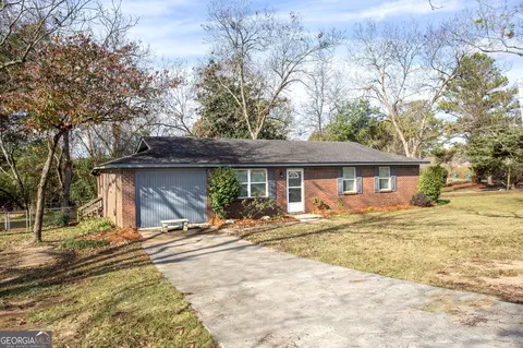 3 Cottonhill Rd, Eufaula, AL 36027