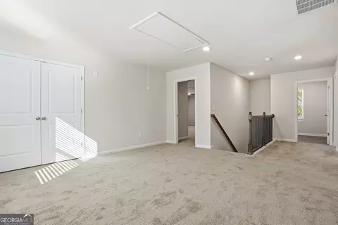 Entry Way - 144 Post Oak Dr #137, Jackson, GA 30233 photo 2 of 7