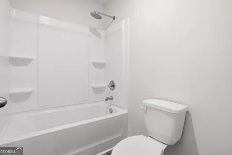 Bath - 144 Post Oak Dr #137, Jackson, GA 30233 photo 2 of 2