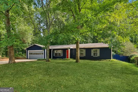 5233 Mccarter Sta, Stone Mountain, GA 30088