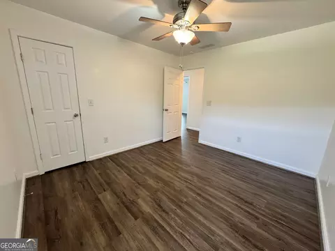 Bedroom - 539 Levi Barnes Rd, Jackson, GA 30233 photo 5 of 7