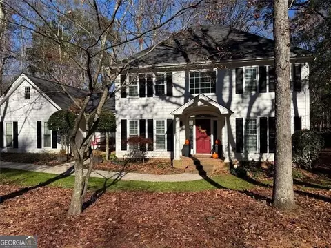 5665 Creekside Ct, Peachtree Corners, GA 30092