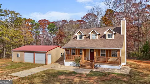 140 Carols Ln, Locust Grove, GA 30248