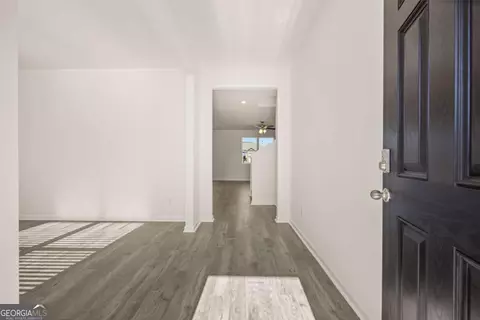 Entry Way - 209 Cattle Dr, Perry, GA 31069 photo 4 of 10