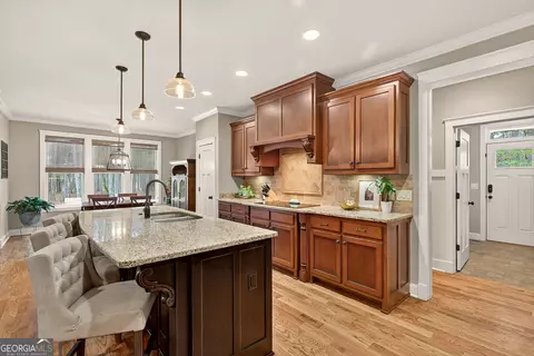 Kitchen - 385 Huckaby Rd, Brooks, GA 30205 photo 3 of 4