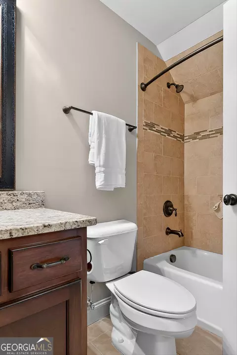 Bath - 385 Huckaby Rd, Brooks, GA 30205 photo 6 of 7