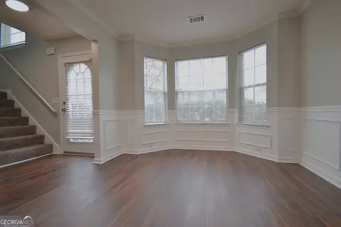 Living - 916 Brisley Cir, Hampton, GA 30228 photo 1 of 7