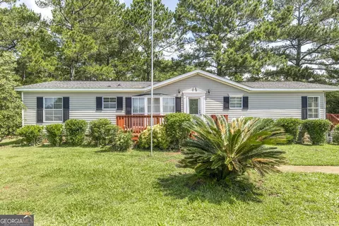 100 Coventry Manor Ct, Byron, GA 31008