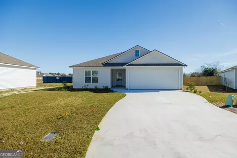 7 Red Oak St, Ray City, GA 31645