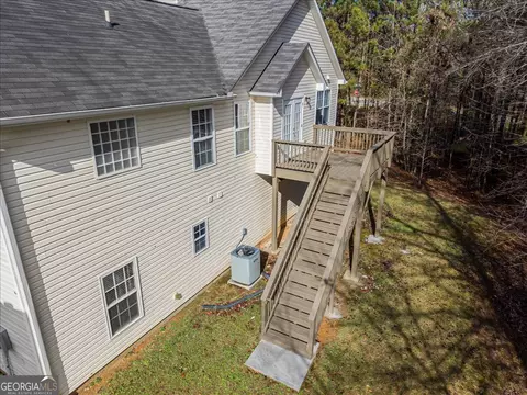 Exterior - 2940 Rolling Ln, Winston, GA 30187 photo 2 of 9