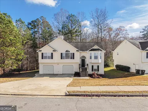 Exterior - 2940 Rolling Ln, Winston, GA 30187 photo 4 of 9