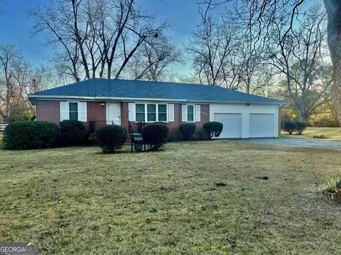 3640 S Walden Rd, Macon, GA 31216
