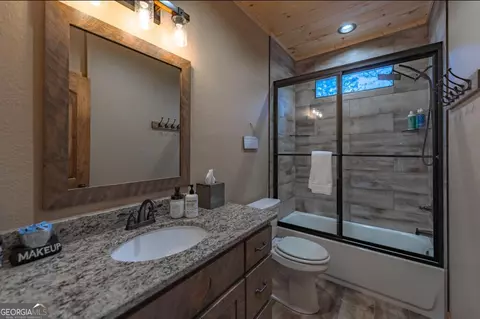 Bath - 135 Ruby Ln, Ellijay, GA 30540 photo 3 of 3