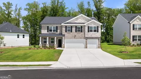 221 Sandy Oak Dr, Loganville, GA 30052