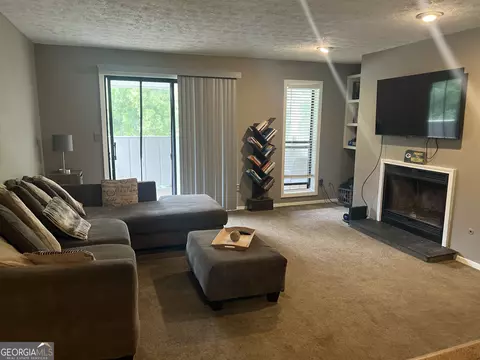709 Wynnes Ridge Cir, Marietta, GA 30067