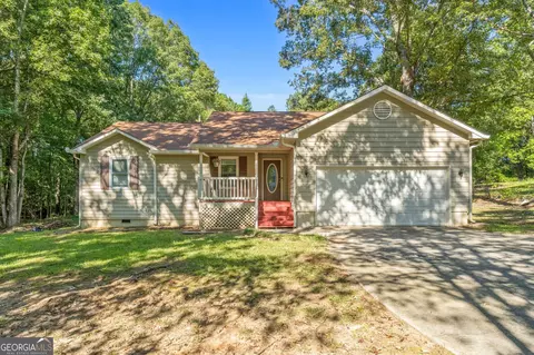 125 Pinewood Dr, Senoia, GA 30276