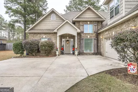 Exterior - 312 Bridgehampton Way, Perry, GA 31069 photo 5 of 12